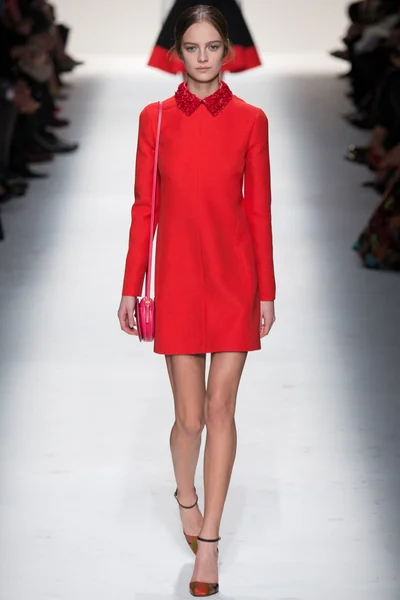 Look 10